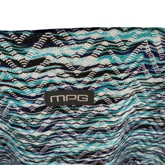 Short Racerback V-Neck Jersey - Picture 4 of 9